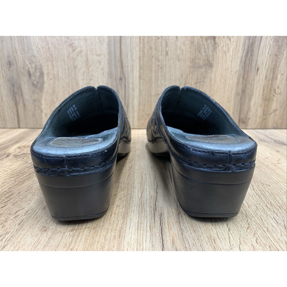 Dansko Women's Clogs Mules Slip On Leather Comfort Shoes Studs Size US 8 Eur 38 - Picture 7 of 16